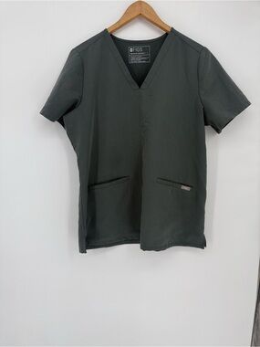 FIGS Sage Green V-Neck Scrub Top size large unisex men and woman